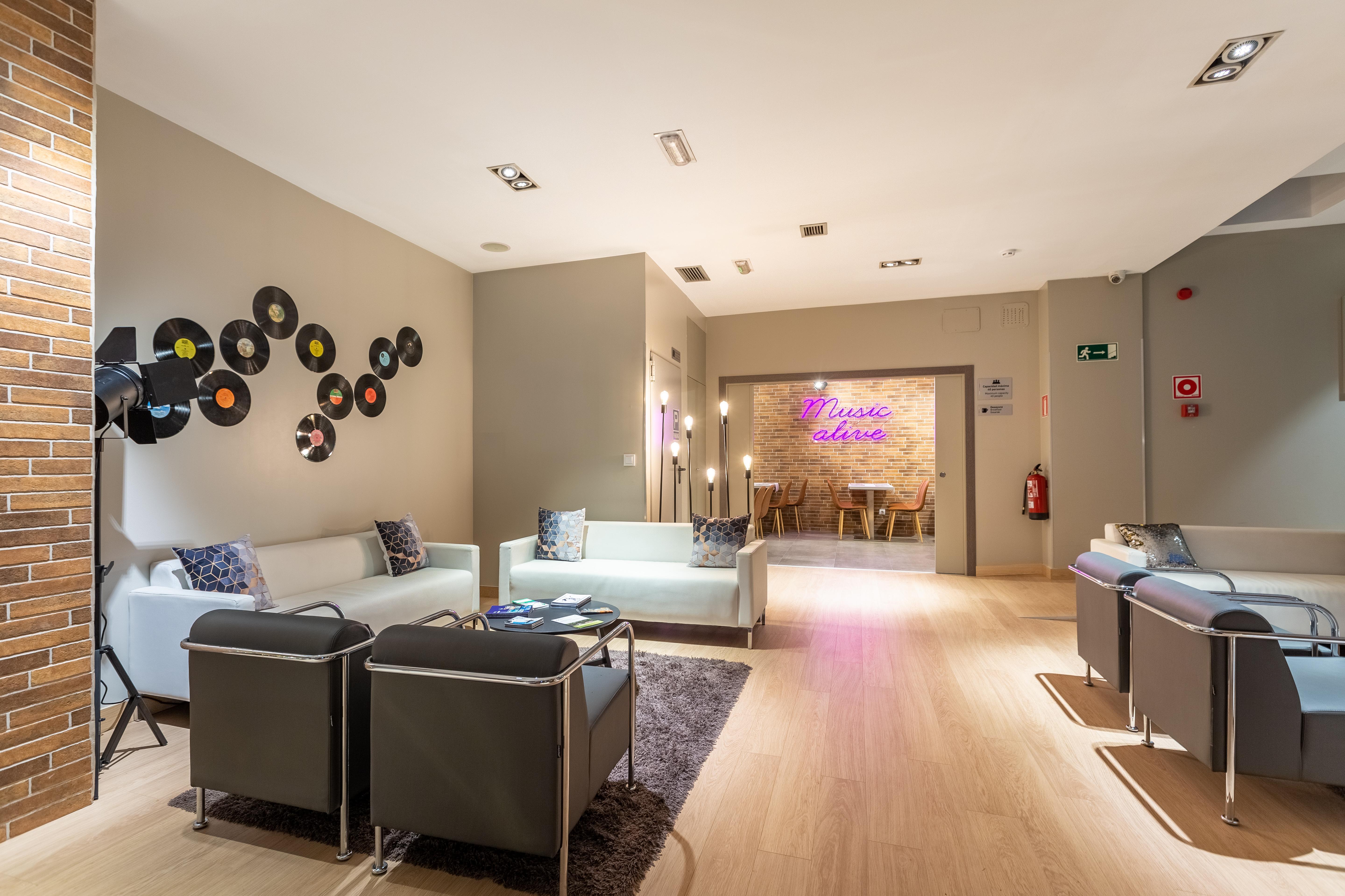 Colectia Hotel Urumea San Sebastian Exterior photo
