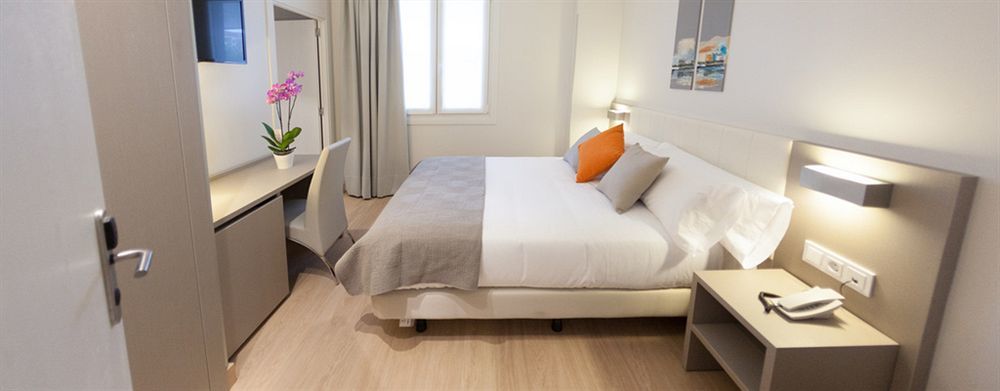 Colectia Hotel Urumea San Sebastian Exterior photo